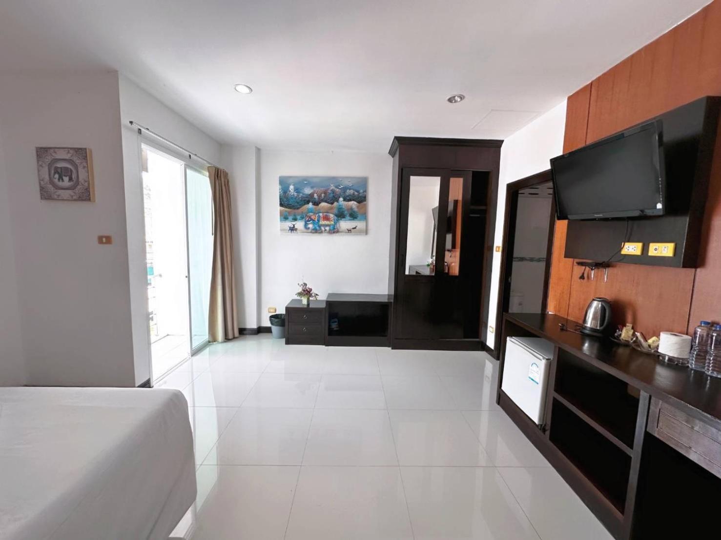 Abby'S House Hotel Patong Exteriör bild
