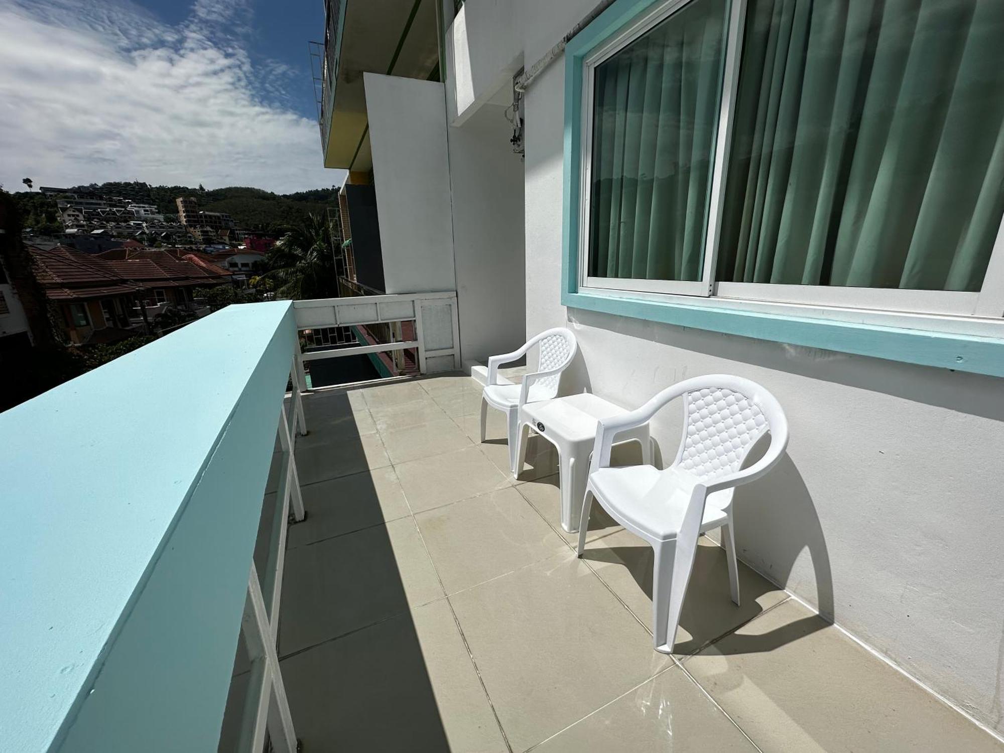 Abby'S House Hotel Patong Exteriör bild
